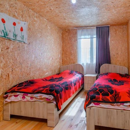 Guesthouse Elisabeth Omalo 外观 照片